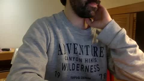 Snapshot of babyhardy chatting on 01.11.25 Tom A.    online show from 01.11.25