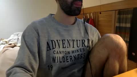 Snapshot of babyhardy chatting on 02.05.25 Tom A.    online show from 02.05.25