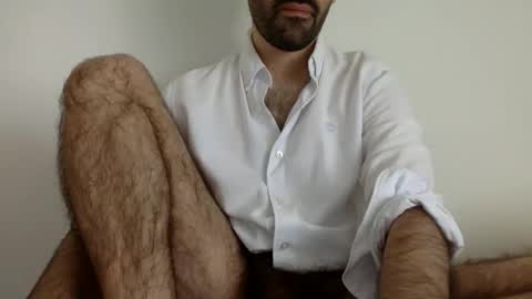 Snapshot of babyhardy chatting on 10.26.25 Tom A.    online show from 10.26.25