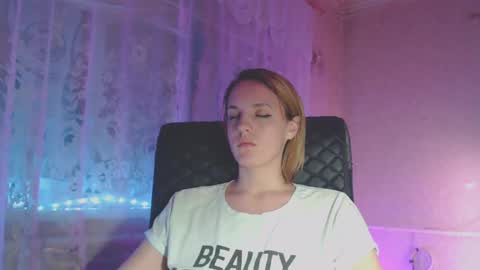Snapshot of babymuro4ka chatting on 01.24.25 Sonya online show from 01.24.25