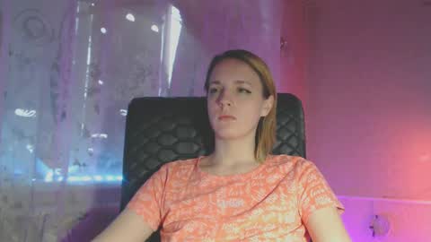 Snapshot of babymuro4ka chatting on 02.15.25 Sonya online show from 02.15.25