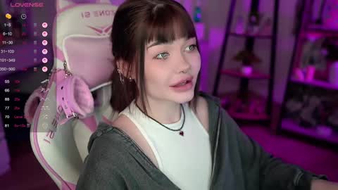 Snapshot of babyroxynill chatting on 02.26.25 Nika online show from 02.26.25