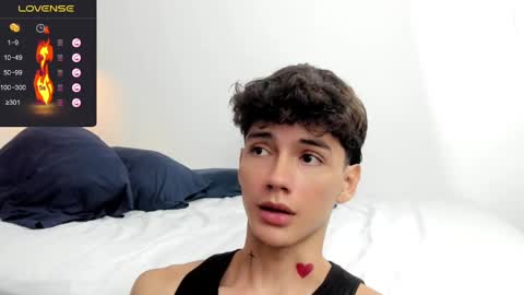 Snapshot of badboy_one chatting on 02.09.25 jhojan online show from 02.09.25