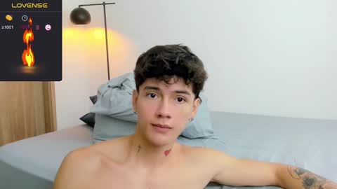 Snapshot of badboy_one chatting on 02.19.25 jhojan online show from 02.19.25