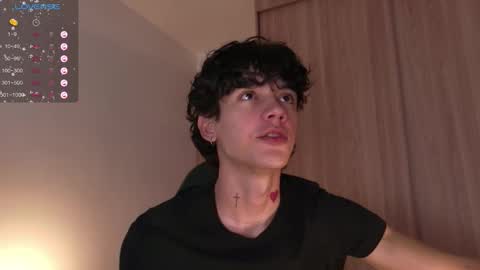 Snapshot of badboy_one chatting on 10.01.25 jhojan online show from 10.01.25