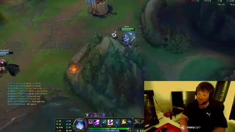 Snapshot of baftez chatting on 12.15.24 Baffels online show from 12.15.24