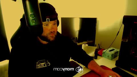 Snapshot of baftez chatting on 12.25.24 Baffels online show from 12.25.24