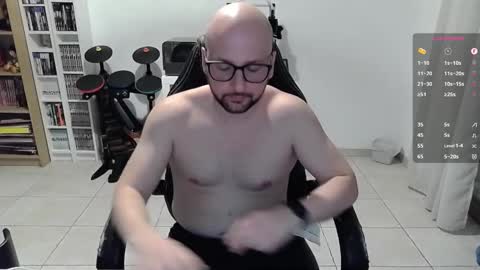 Snapshot of bakapo chatting on 11.09.25 Seggiola online show from 11.09.25