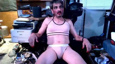 Snapshot of balddickstroking chatting on 10.09.25 balddickstroking online show from 10.09.25