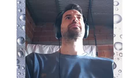 Snapshot of banana_argen_15 chatting on 12.15.24 Ezequiel online show from 12.15.24