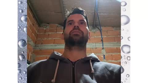 Snapshot of banana_argen_15 chatting on 12.21.24 Ezequiel online show from 12.21.24