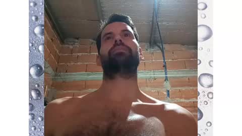 Snapshot of banana_argen_15 chatting on 12.31.24 Ezequiel online show from 12.31.24