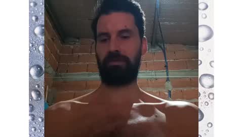 Snapshot of banana_argen_15 chatting on 01.15.25 Ezequiel online show from 01.15.25