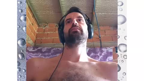 Snapshot of banana_argen_15 chatting on 02.08.25 Ezequiel online show from 02.08.25