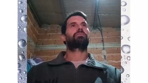 Snapshot of banana_argen_15 chatting on 02.18.25 Ezequiel online show from 02.18.25