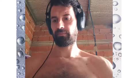 Snapshot of banana_argen_15 chatting on 02.24.25 Ezequiel online show from 02.24.25