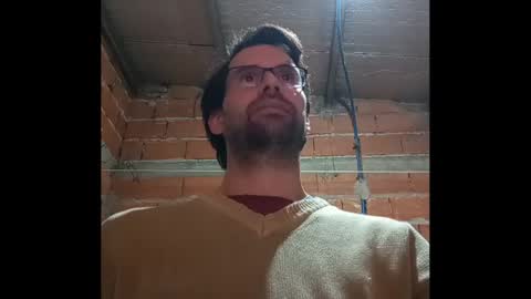 Snapshot of banana_argen_15 chatting on 09.16.25 Ezequiel online show from 09.16.25