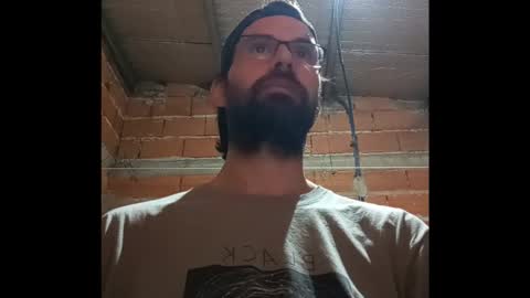 Snapshot of banana_argen_15 chatting on 10.17.25 Ezequiel online show from 10.17.25