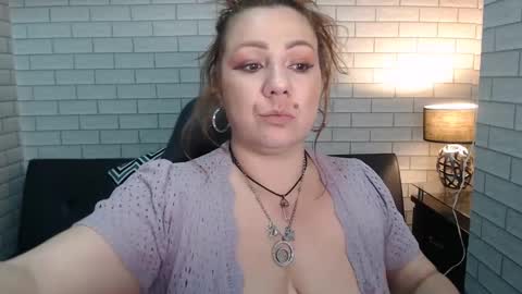Snapshot of barbara_portman chatting on 01.07.25 Barbara online show from 01.07.25