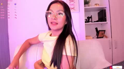 Snapshot of barbie_brunette3 chatting on 10.13.25 independet model online show from 10.13.25