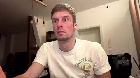 Snapshot of basst23 chatting on 01.06.25 basst23 online show from 01.06.25