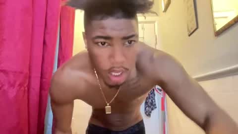 Snapshot of bb_colin chatting on 01.08.25 bb_colin online show from 01.08.25