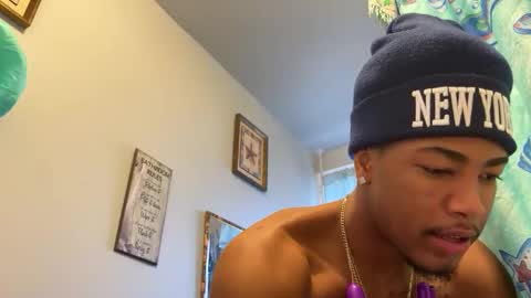 Snapshot of bb_colin chatting on 03.10.25 bb_colin online show from 03.10.25