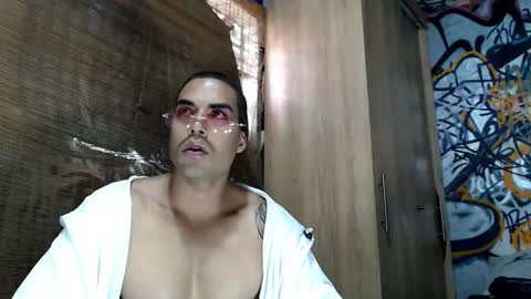 Snapshot of bbc_monster1 chatting on 10.01.25 Justin online show from 10.01.25