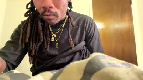 Snapshot of bbcrocstar chatting on 11.08.25 bbcrocstar online show from 11.08.25