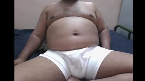 Snapshot of bbcsmith27 chatting on 10.23.25 smith online show from 10.23.25