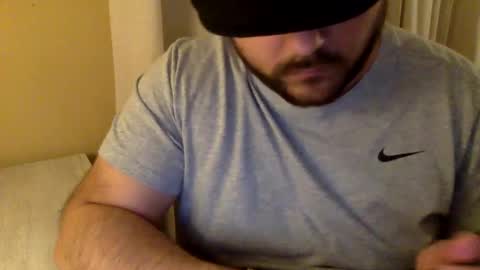 Snapshot of bbry10 chatting on 12.31.24 Latino B-Ray online show from 12.31.24