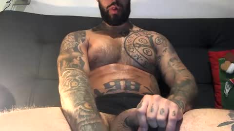 Snapshot of bby044 chatting on 12.24.24 bby044 online show from 12.24.24