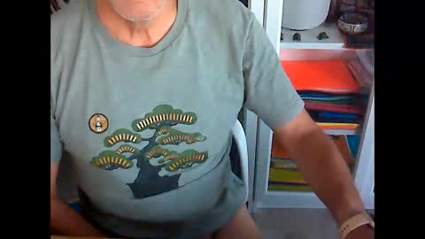 Snapshot of bcn1959 chatting on 09.24.25 bcn1959 online show from 09.24.25