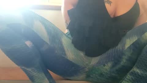 Snapshot of bdeunltd chatting on 09.25.25 bdeunltd online show from 09.25.25