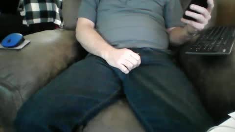 Snapshot of beachguy38 chatting on 12.23.24 beachguy38 online show from 12.23.24