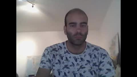 Snapshot of bear14250949 chatting on 09.27.25 bear14250949 online show from 09.27.25