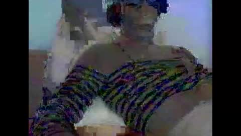 Snapshot of bear14250949 chatting on 10.07.25 bear14250949 online show from 10.07.25