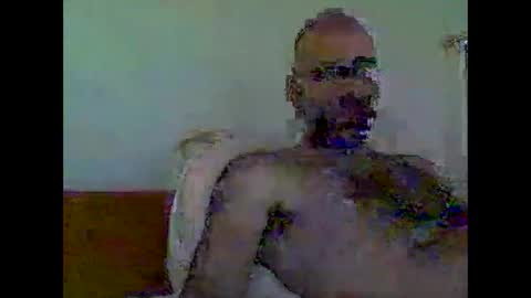 Snapshot of bear14250949 chatting on 10.20.25 bear14250949 online show from 10.20.25