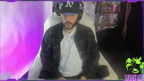 Snapshot of beastbxy chatting on 12.30.24 beast bxy online show from 12.30.24