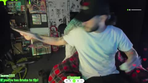 Snapshot of beastbxy chatting on 01.30.25 beast bxy online show from 01.30.25