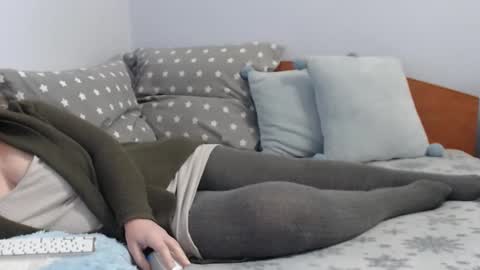 Snapshot of beatrice26 chatting on 12.13.24 beatrice26 online show from 12.13.24