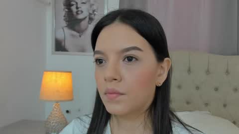 Snapshot of beautyari_ chatting on 03.05.25 Ariana Reyes online show from 03.05.25