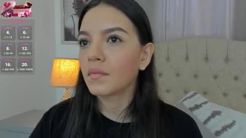 Snapshot of beautyari_ chatting on 09.10.25 Ariana Reyes online show from 09.10.25