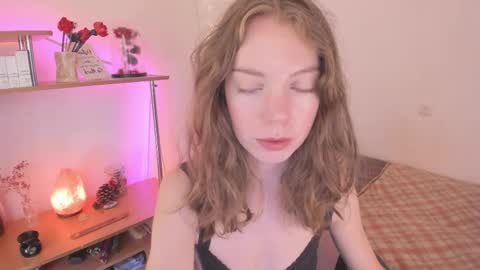 Snapshot of beautyeliise chatting on 10.07.25 Eliise online show from 10.07.25