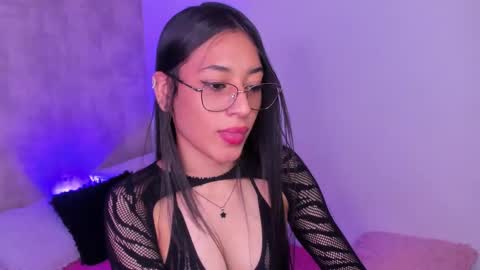 becky__g online show from 10.09.25