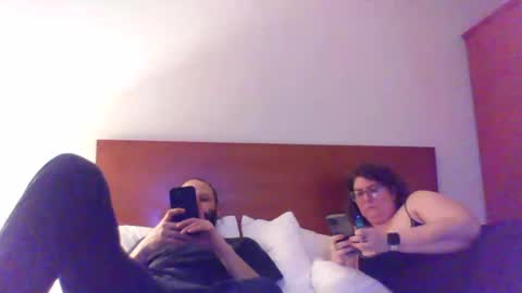 Snapshot of bedbandits chatting on 02.07.25 Bedbandits69 online show from 02.07.25