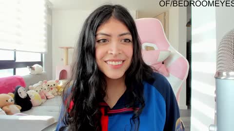 Snapshot of bedroomeyess chatting on 02.06.25 Amber UwU IM MOVING AND IS CRAZY ILL BE BACK VERY SOON 3 MISS YA ALREADY online show from 02.06.25