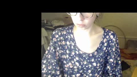 BeettyDream online show from 02.15.25