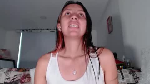 Snapshot of bella_marlowe chatting on 01.19.25 Bella Marlowe online show from 01.19.25