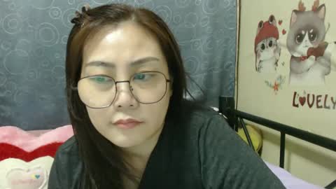 Snapshot of bellbabe chatting on 02.25.25 Bella online show from 02.25.25